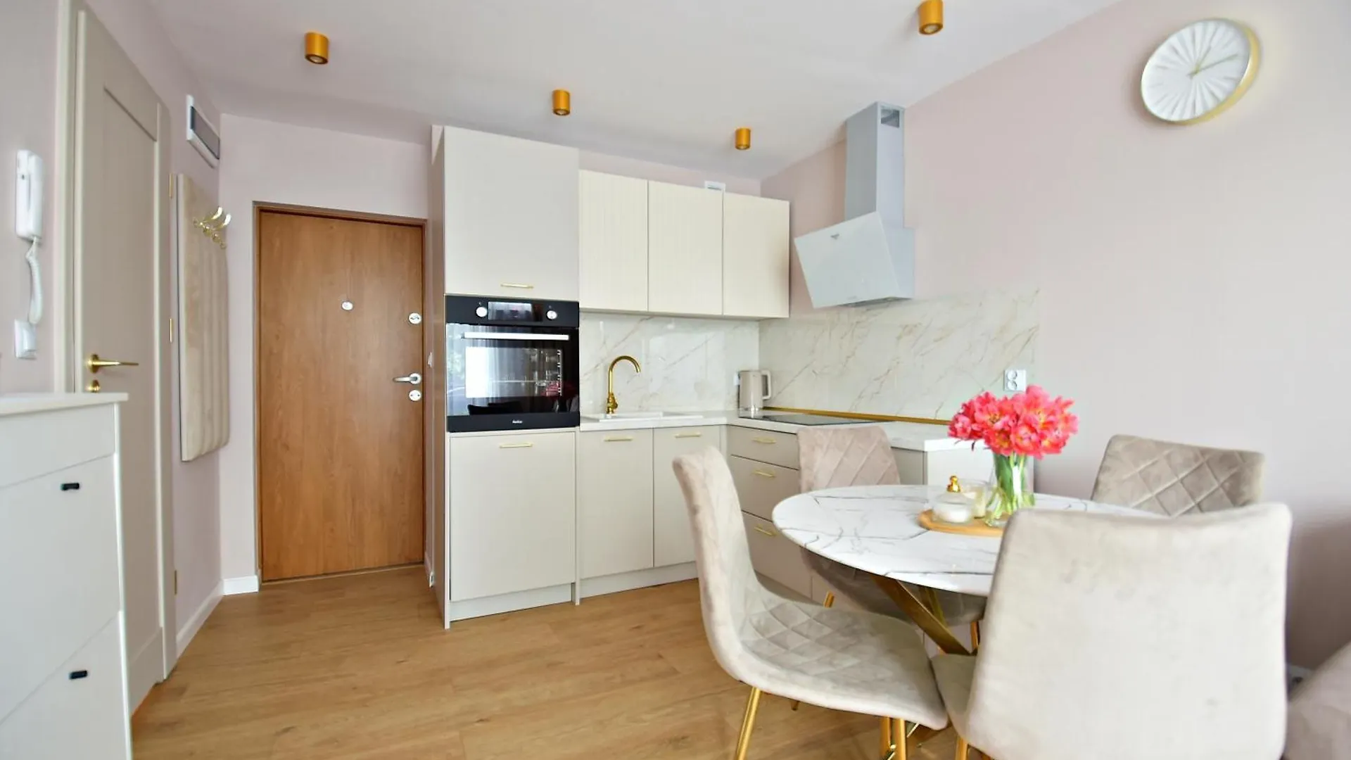 B&P Bank Square Apartment Warsaw 0*,